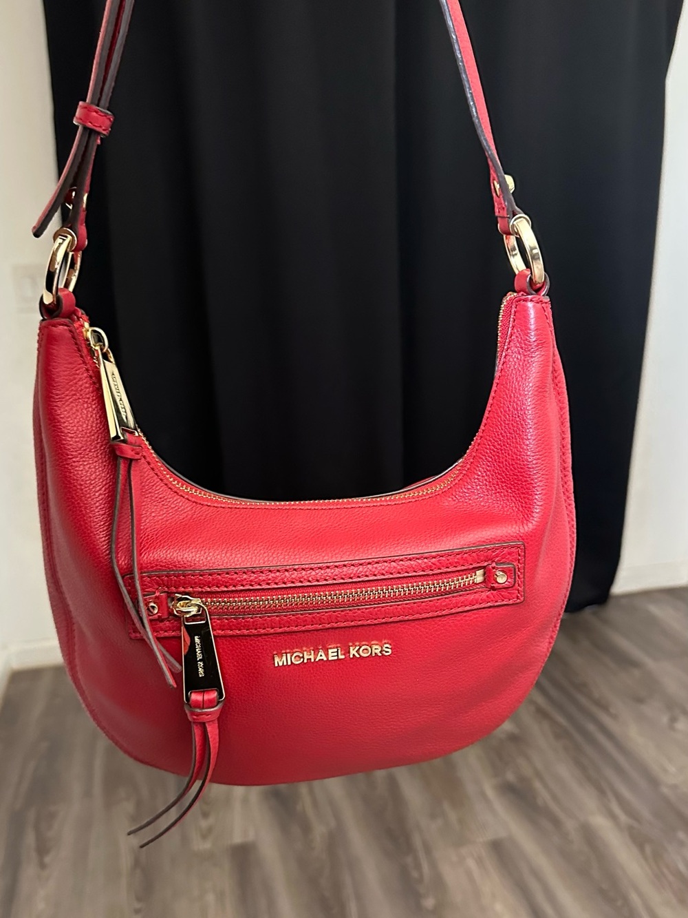 NWOT Red Michael Kors Rhea Pebbled Leather Hobo Bag - Picture 3 of 7